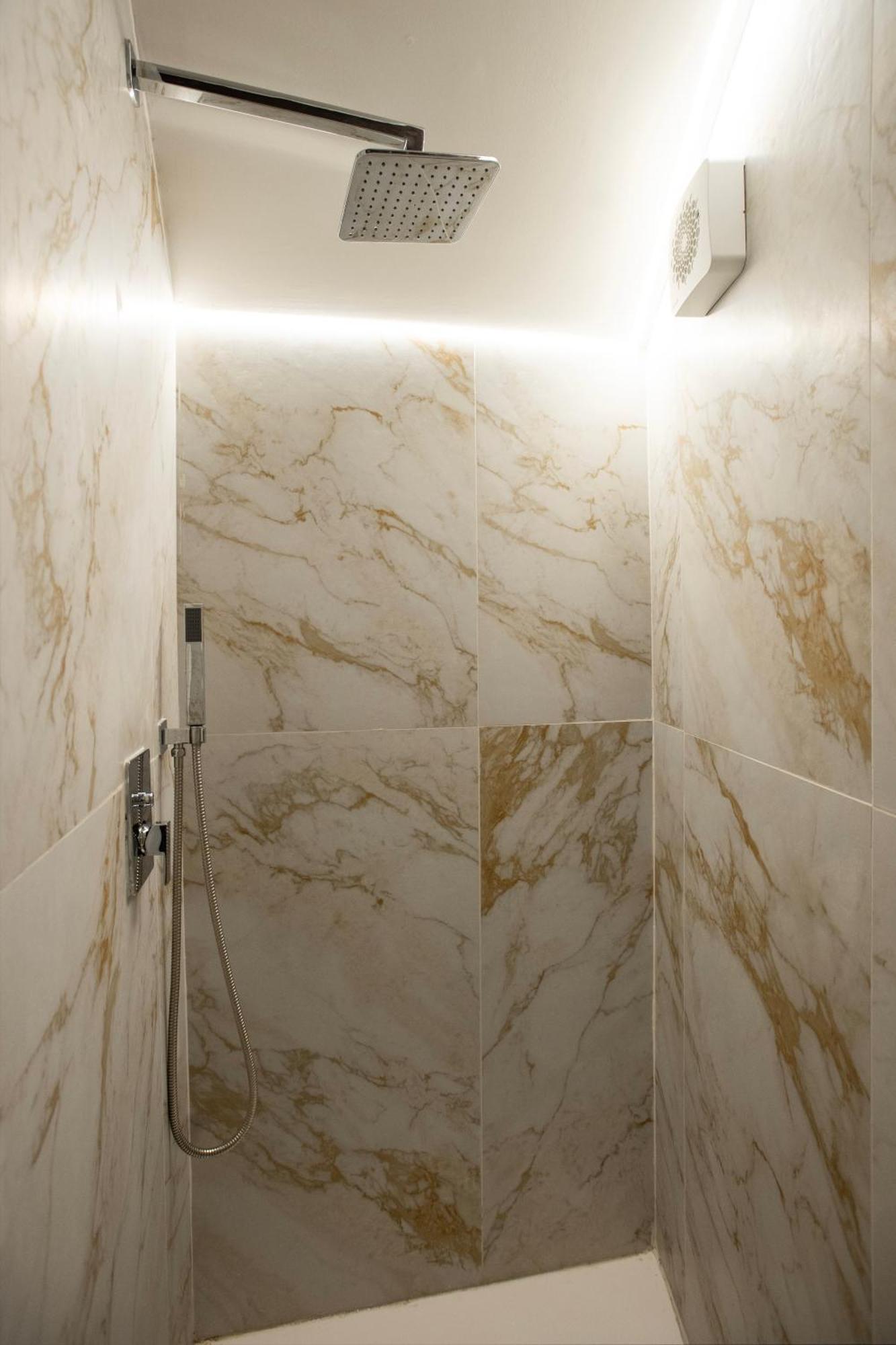 Ferienwohnung La Nuova Torretta Sui Navigli Mailand Exterior foto